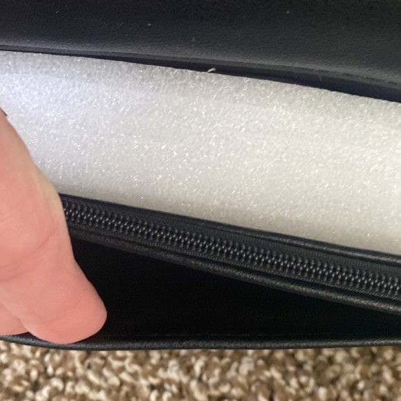 NWT STUDIO BADGLEY MISCHKA vegan leather black purse retail $69 - Picture 8 of 10